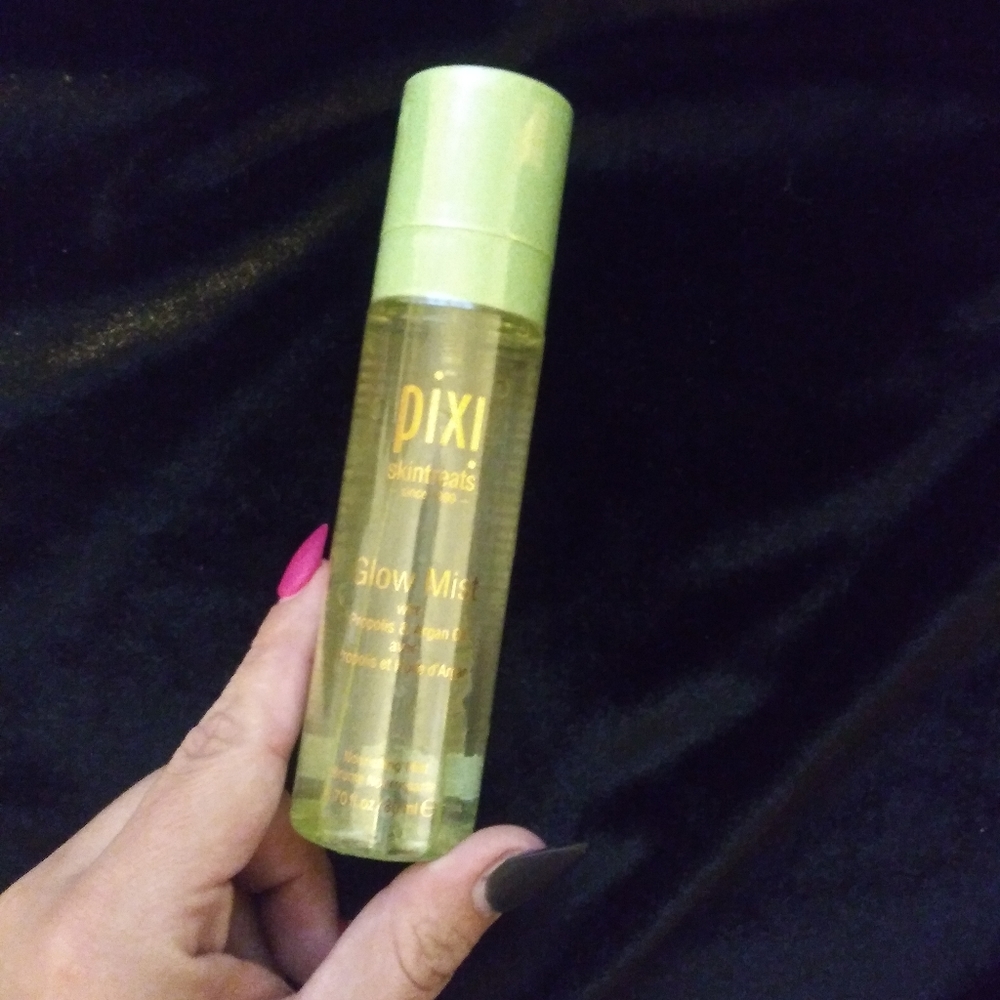 Pixi skin mist setting spray or primer